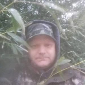 Meet your Posher, Thomas